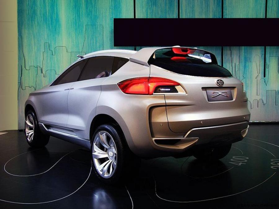  FAW X Concept SUV 2011 года  (фото 2 из 38)